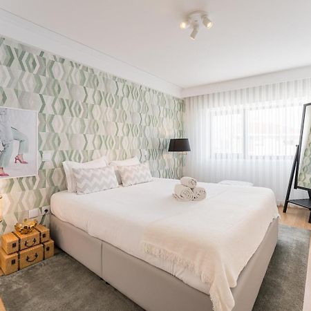 Guestready - Geometric Dawn In Vila Do Conde Luaran gambar