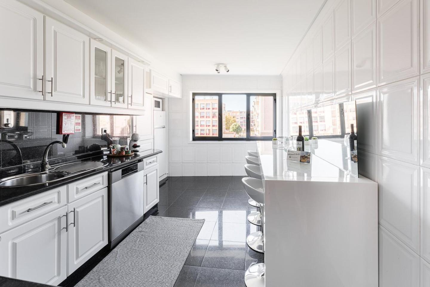 Guestready - Geometric Dawn In Vila Do Conde Luaran gambar