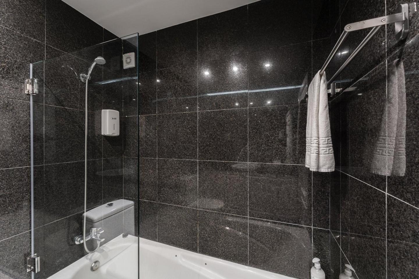Guestready - Geometric Dawn In Vila Do Conde Luaran gambar